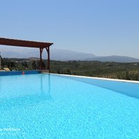 03 Azure infinity pool and mountain view