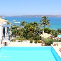 01 Kera View Villa and infinity pool