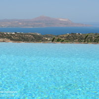 04 Prinolithos infinity pool sea view