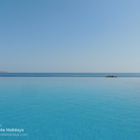 07 View from Zeus Bay infinity pool